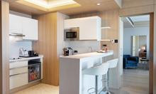 Prestige Suite / Kitchen & Bedroom Connection