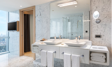  Corner Suite / Banyo I