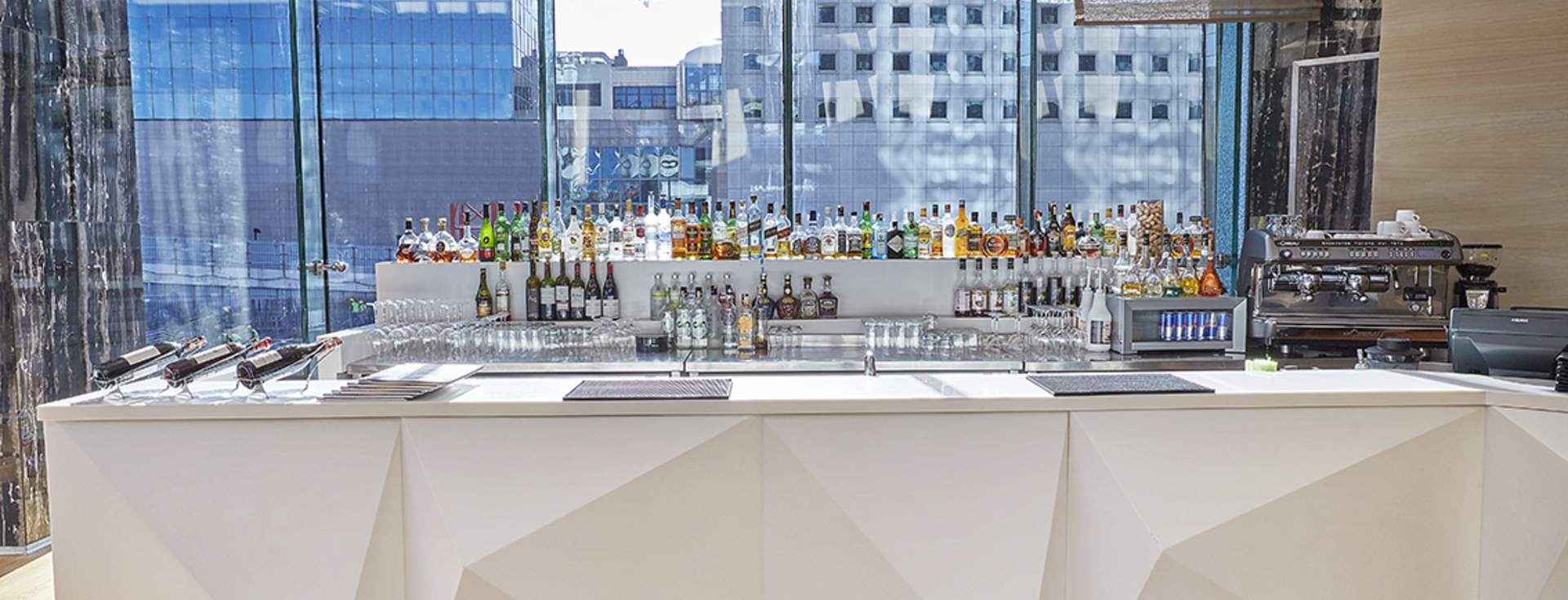 Vertice Cafe & Brasserie