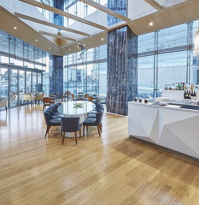 Vertice Cafe & Brasserie