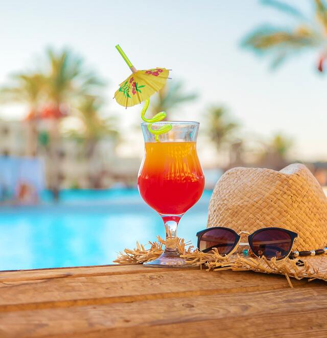 Pool Bar